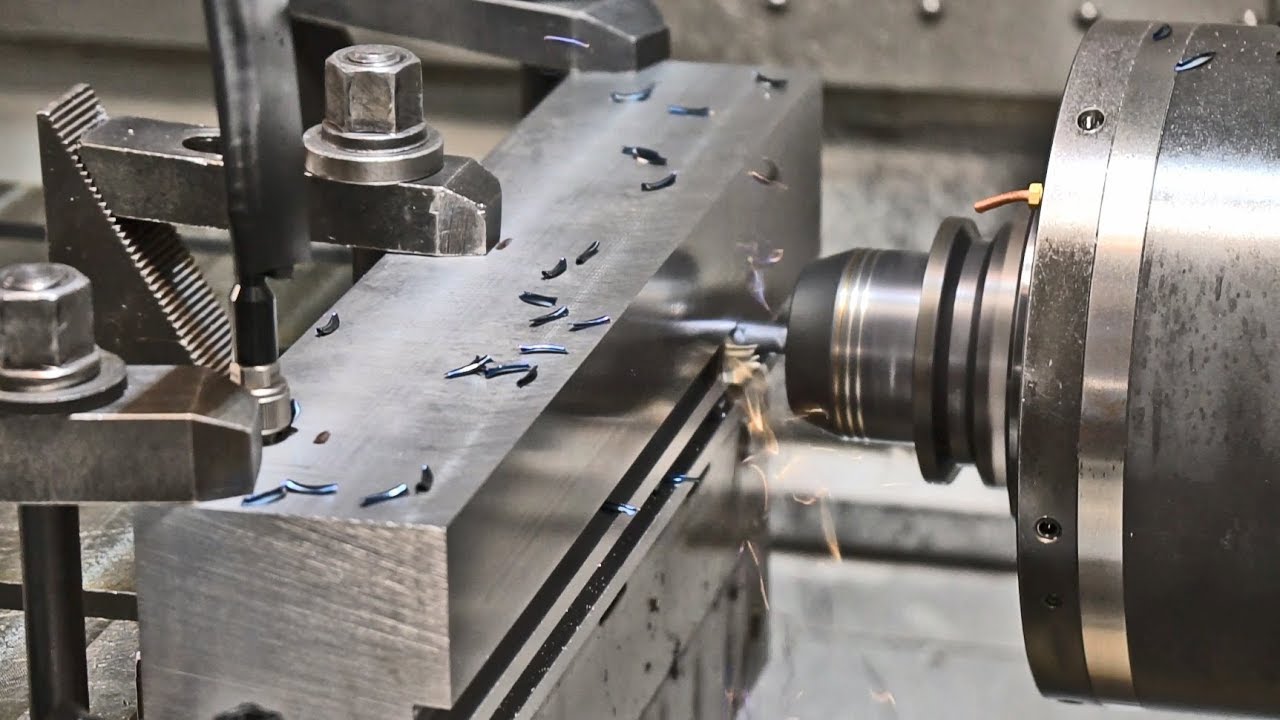 How Does HSK Tool Holder Work